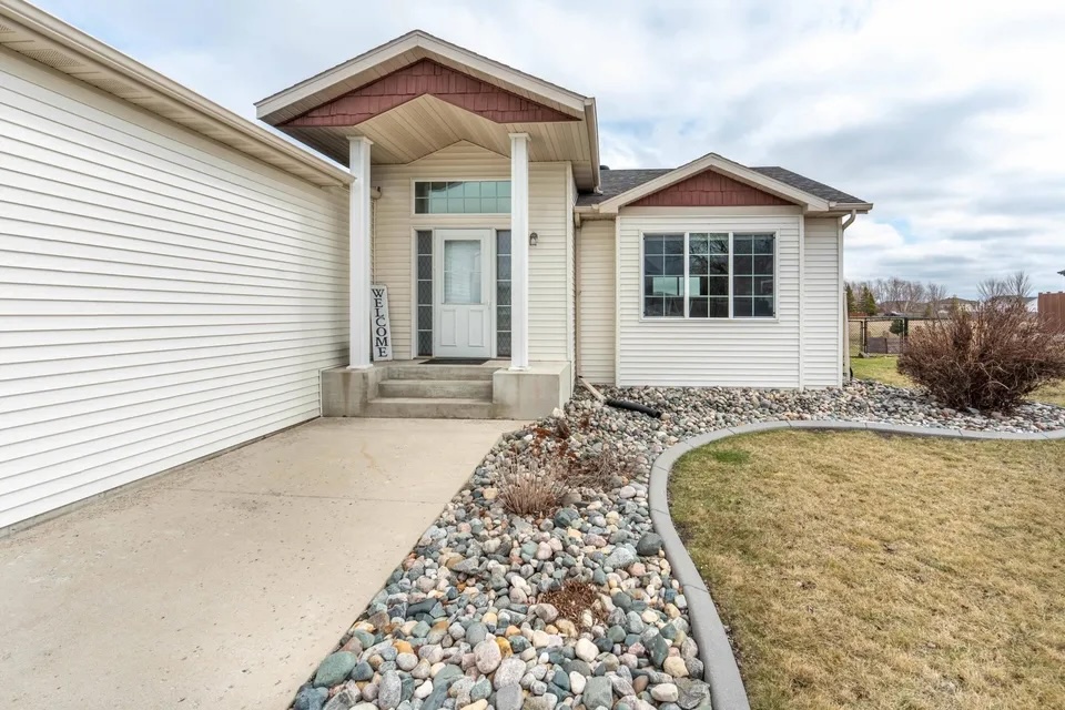 Sara's new home in Fargo, ND